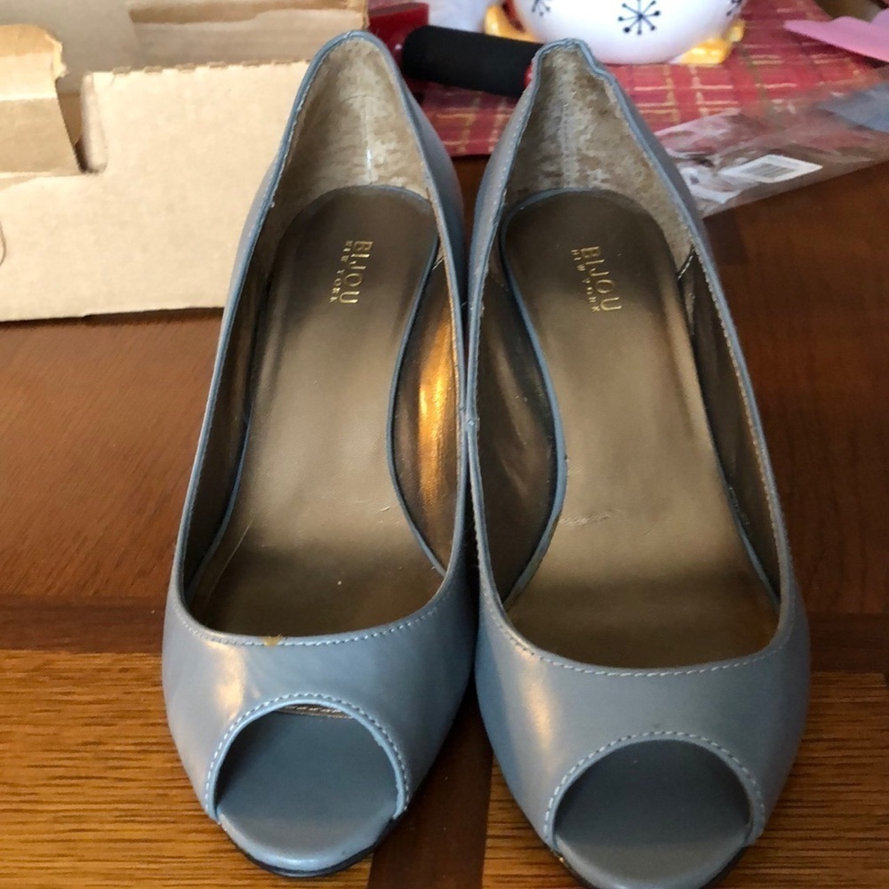 BIJOU-NEW YORK  WEDGE SEXY SHOES. NWT Nine wide